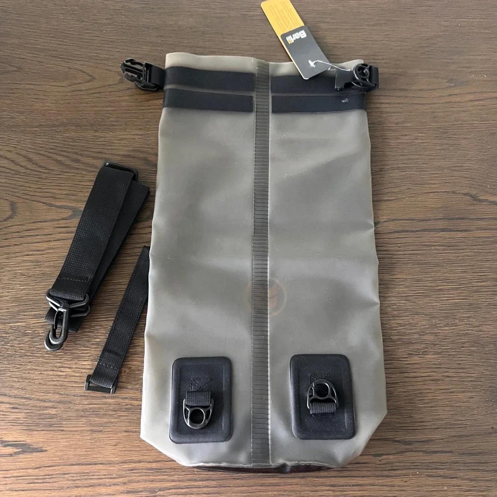 Barlii DrySak 6L Eco-Friendly TPU Dry Bag Waterproof Smoke Grey Gold Logo NEW